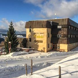 Horský Hotel Kubát, hotel em Benecko
