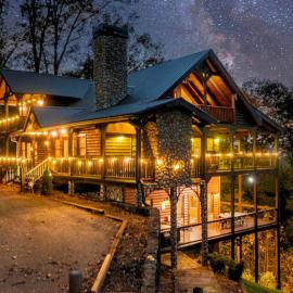 Chasing Moonlight, hotel u gradu Blue Ridge