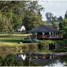 The Retreat Country Lodge, hotel em Romelcoh