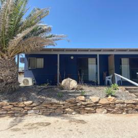 Shark Bay Cottages, hotell i Denham