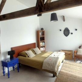 Studio du domaine équestre B & G, hotel i Saint-Médard