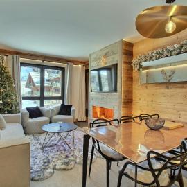 ARC 1950 - Appartement 08 personnes - Départ ski aux pieds - Sauna, Hammam, Jacuzzi, Salle de fitness, Piscine extérieure chauffée