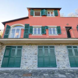 3 Bedroom Stunning Home In Ne
