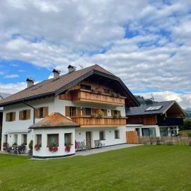 App Unterhölzlhof, hotel u gradu Valdaora