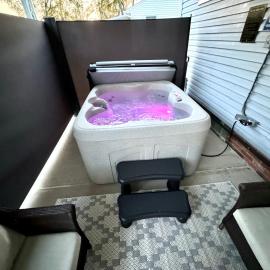 Parma Ranch with Hot Tub and Game and Media Room, hotel en Parma