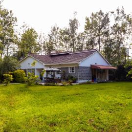 3 Bedroom Bungalow Zawadi Place, hotel a Nairobi