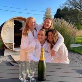 Viesnīca Cour 44 - Gite de charme avec sauna et jacuzzi pilsētā Remicourt