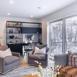 Modern Mont Blanc Ski in Ski out Townhouse, hotel in Mont-Blanc