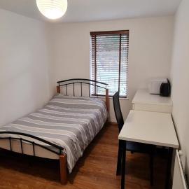 Luton, LU3 Double Ensuite room