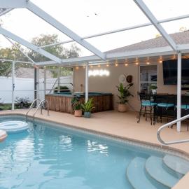 Escape to Secluded Spa, Heated Pool, Game Room, Firepit Near Crystal and Rainbow Rivers