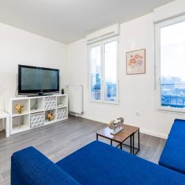 Studio Cosy proche Paris - Aeroport CDG - Le Bourget - T11 - Parc des expositions, hotel u gradu Dransi