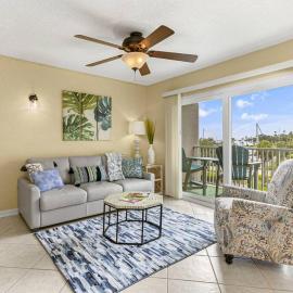 Haven Harbor Getaway
