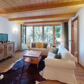 Apartment Muntagna Alva EG، فندق في Champfer