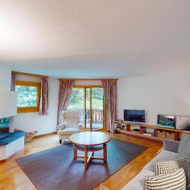 Apartment Trais Tschiervs، فندق في Champfer