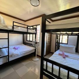 Townes Many Beds Home Near SM Lanang SMX Airport Samal Wharf