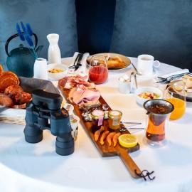 Hôtel & Restaurant Origines par Adrien Descouls - Teritoria โรงแรมในอีซัวร์