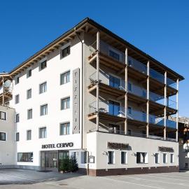 Hotel Cervo, hotel di Sils Maria