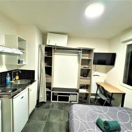 Studio Confortable Proche Gare, hotel in Melun