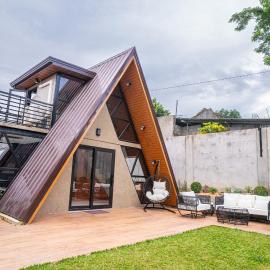 A Skylight Cabin, hotell sihtkohas Santo Tomas