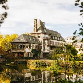 Hôtel Restaurant Ar Milin-Logis hôtels, hotel u gradu 'Châteaubourg'