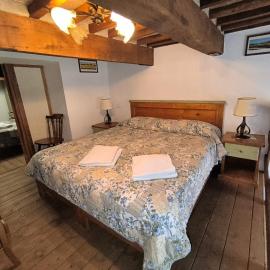 23 Mountain Views & Poolside Bliss Wi-Fi and Parking Free!