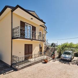 Apartment Ana