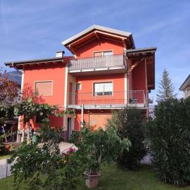 Appartamento Il melograno, hotel in San Michele allʼAdige