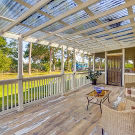 Peaceful Loxahatchee Apartment w/ Covered Porch, hotel a Loxahatchee