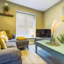 Modern Luxury Living in Waterford City Center, hotel in Waterford