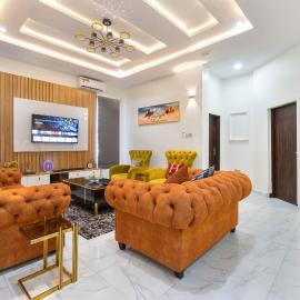 Fully Furnished 4 Bedroom Shortlet Apartment in Orchid Road, Lekki