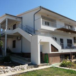 Apartments Marietta, hotel u gradu Rtina
