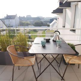 Étel - Appartement cosy 44 m² avec wifi, parking et animaux admis, хотел в Ител