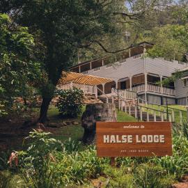 Halse Lodge Noosa Heads, хотел в Нуса Хедс