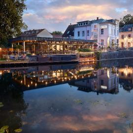 Viesnīca Hotel & Restaurant Fackelgarten Plau am See pilsētā Plauamzē