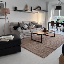 White Cozy Flat in Donostia
