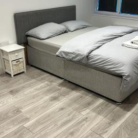 Gatwick Guest House - Short & Long Stay, Airport Parking, Airport Shuttle, Early & Late Check In - 49, RH11 8QX, hotel en Crawley