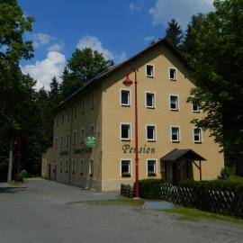 Übernachten im 500 Jahre alten ehemaligen Pochwerk im Erzgebirge - Pension ,,Sommerfrische'', hotel in Ehrenfriedersdorf