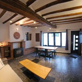 Gîte citadin de l'Entreville, hotel v mestu Lobbes