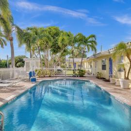 Bahama Beach Club Pompano - Fort Lauderdale - Charming and Cozy Studios & Apartments close to Beach with heated Pool โรงแรมในปอมปาโนบีช