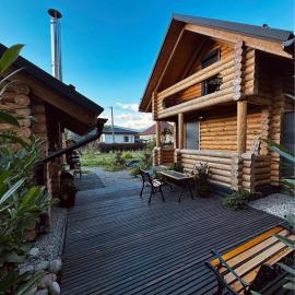 Dreveničkovo, priamo pri Skibuse do Jasnej, hotel a Liptovský Ján