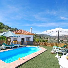 Casa Avila, hotel i Comares