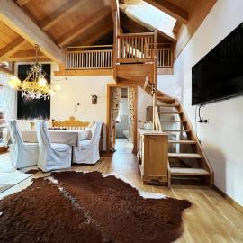 Lüch dl Mone y Chalets, hotel u gradu Badia