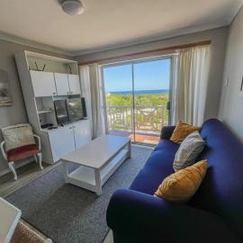Ocean Breeze @ Hermanus Beach Club, hotel in Hermanus