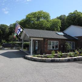 Heidi's Inn, hótel í Brewster