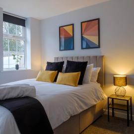 Vibrant 2 Bed Apartment, FREE Parking, Bawtry Rd Doncaster - Hosted by Stay Host Save