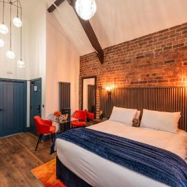 The Old Lyric Hall - A St David Aparthotel, khách sạn ở Barrow in Furness