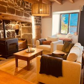 Maison rénovée 6 pers au cœur des montagnes-Lioran – hotel w mieście Thiézac