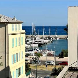 E2C2 - 3pièces vue mer avec piscine & parking, hotel a Menton