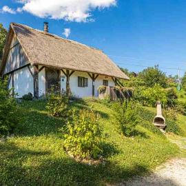 Vineyard Cottage Skatlar 2, hôtel à Srednje Grčevje