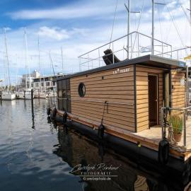 Hausboot Seepferdchen, hotel in Heiligenhafen